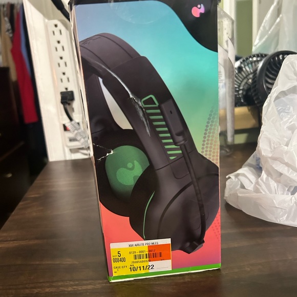 PDP Airlite Pro Wireless Gaming Headset - Picture 3 of 4